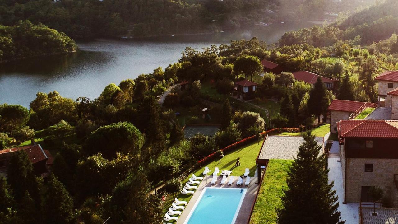 Agrinho Suites & Spa Geres Valdosende Kültér fotó
