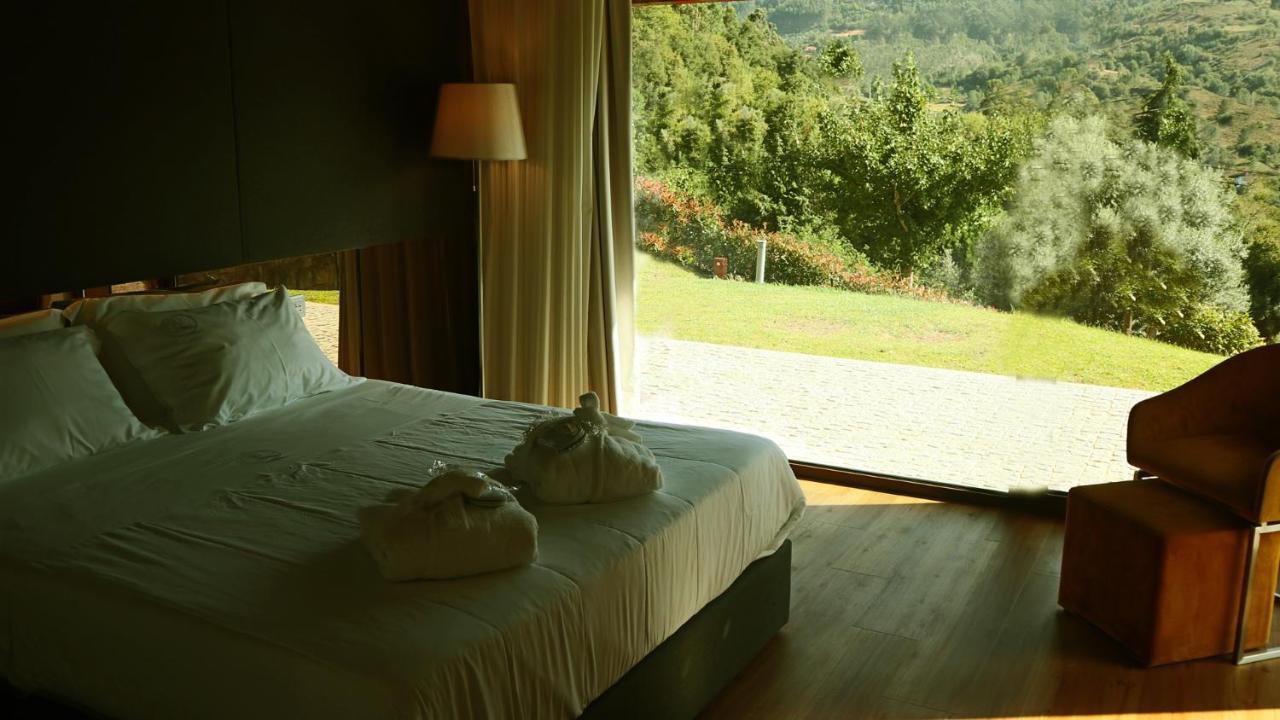 Agrinho Suites & Spa Geres Valdosende Kültér fotó